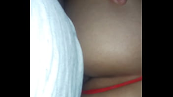 Loira safada sentando