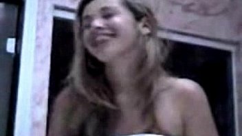 Fazendo Sexo Com A Loira Safada thumbnail