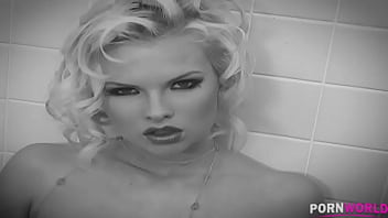 Luscious lathered lesbians