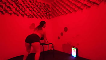 I visited a nightclub and was seduced by a beautiful sexy chubby girl behind the scenes