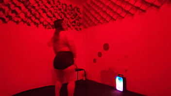 I visited a nightclub and was seduced by a beautiful sexy chubby girl behind the scenes