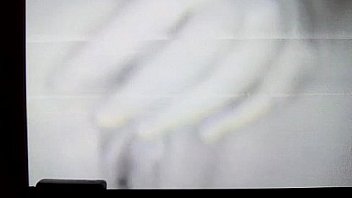 Jessica gillson plays wit pussy with anal beads in her ass