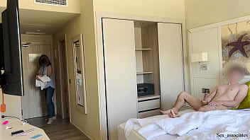 Public Dick Flash Hotel Maid Was Shocked When She Saw Me Masturbating During Room Cleaning Service But Decided To Help Me Cum thumbnail