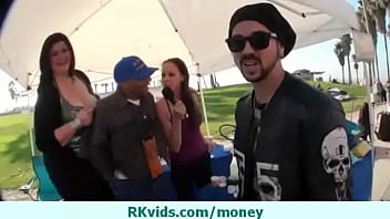 Coming here is pay time 18