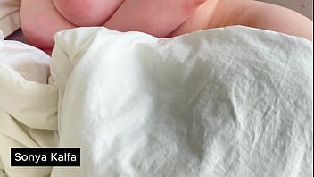 Big ass step mom getting a morning doggy fucked