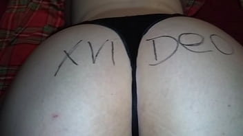 Colita blanca y redonda