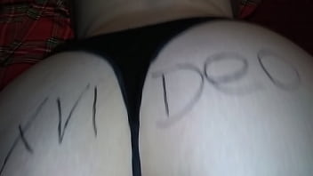 Colita blanca y redonda