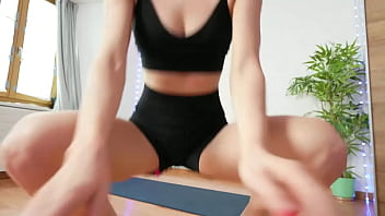 Christmas mood flexing & pole dancing exercising