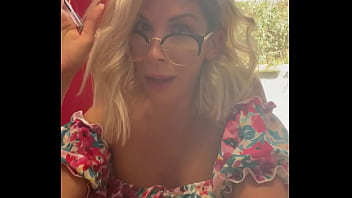 Vidéo en direct de mon bureau au travail j’attend mon jeune voisin pour