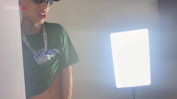 Helyo carvalho arrebenta duas novinhas putas