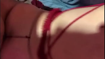 El rojo le va muy bien cuando coje