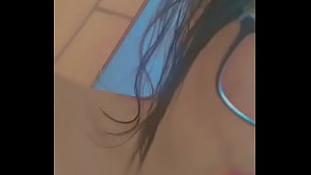 Novinha danadinha dançando