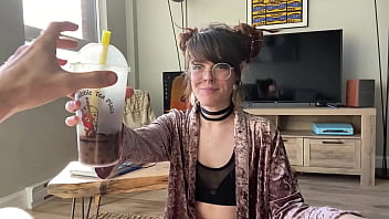 Chill sunday couch blowing and fucking olivia