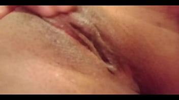 Mujer caliente se masturba