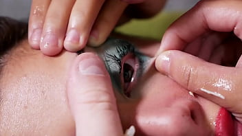 Big ass latina babe gets cum in her eye and gives a great pukejob