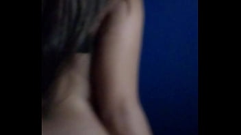 Hermanastra caliente quiere que la folle