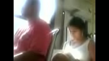 Piernona En Faldita thumbnail