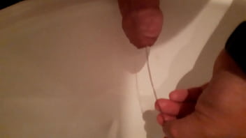 Массаж уретры глубоко