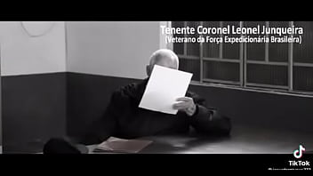 História de um soldado ateu que acreditou em deus na segunda guerra mundial olhando pra estrelas