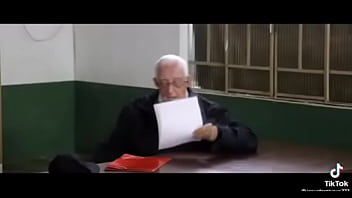 História de um soldado ateu que acreditou em deus na segunda guerra mundial olhando pra estrelas