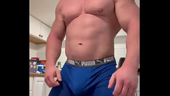 Try to subscribe my and you will never regret #of #body #dancer #bodybudiker #collaboration