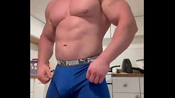 Try to subscribe my and you will never regret #of #body #dancer #bodybudiker #collaboration