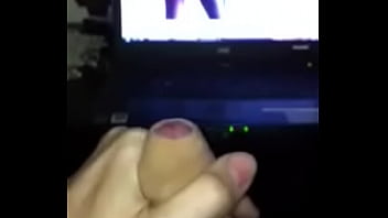 Elisa bellamio handjob while watching her awesome ass