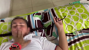 Latina horny sale d ela escuela a descansar y termina tragando semen del pervertido de su padrastro