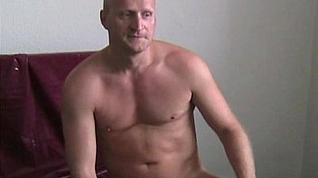 Blowjob And Dildo Assplay thumbnail