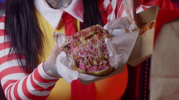 Infamous mukbang is baaaack sfw