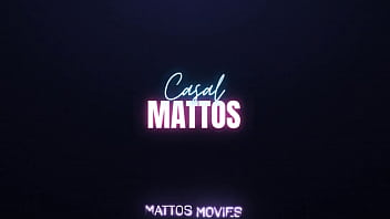 Nem menstruada ela me deixa quieto e vem se lambuzar de porra