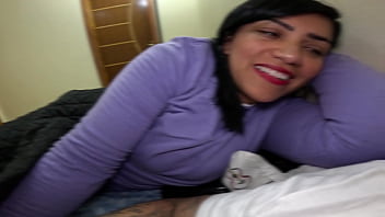 Nem Menstruada Ela Me Deixa Quieto E Vem Se Lambuzar De Porra thumbnail