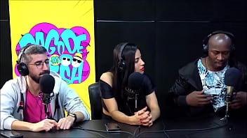 Assumindo que é safada