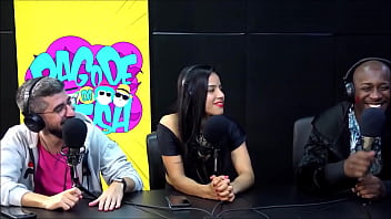 Assumindo que é safada