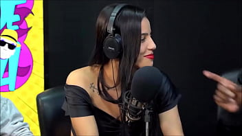 Assumindo que é safada