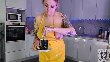 Chubby waitress masturbates in the kitchen wearing an apron Chubby waitress masturbates in the kitchen wearing an apron