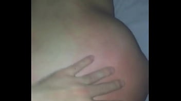 Culona cacheteada duro