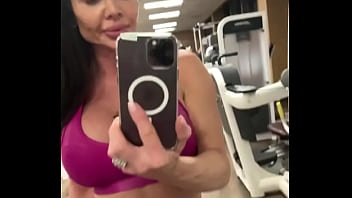 Here Is Your Daily Reminder To Not Skip Leg Day If You Can Walk Normally After Your Leg Day Then You Need To Train thumbnail