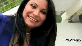 Hot cougar blows a big dick