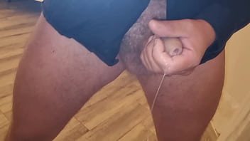 Asmr male apri la bocca e bevila tutta troia ansima geme sborra pisciata slip hot sexy cazzo enorme italiano