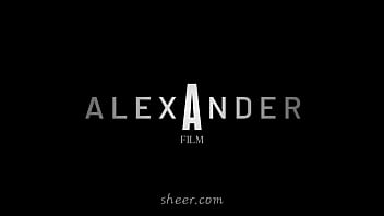 Asmr male apri la bocca e bevila tutta troia ansima geme sborra pisciata slip hot sexy cazzo enorme italiano