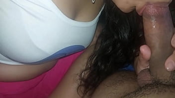 Perfecta mamada matutina estilo suave y duro