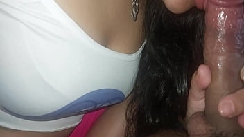 Perfecta mamada matutina estilo suave y duro