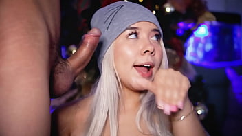 I love tempting my boss's penis and making it hard as a rock while i behave like a little whore