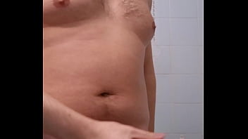 Descargando en el baño