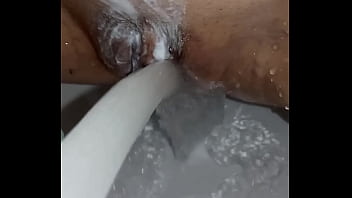 Gretala saponetta per la fica depilata jul 03 2025