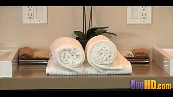 Sensual massage 2987