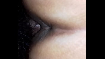 Se quiere meter por el culo