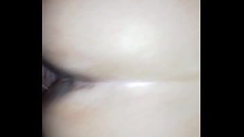 Se quiere meter por el culo