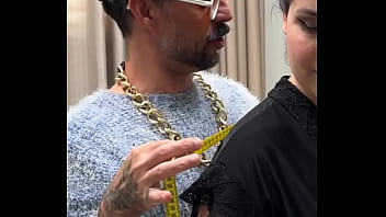 Estilista Afeminado Comeu A Mulher Do Corno thumbnail